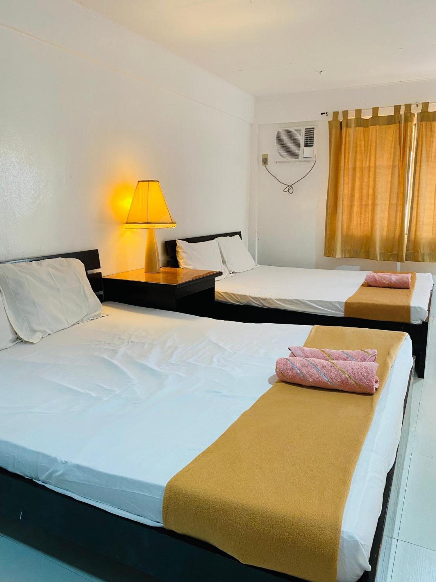 Phi-Phi Beach Resorts & Hotel Morong  Exterior photo